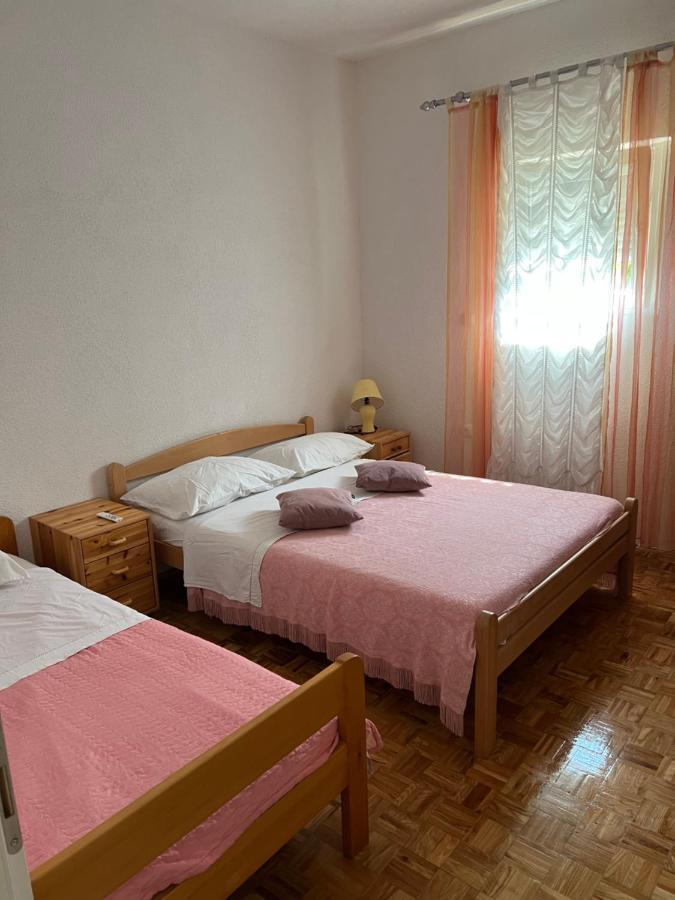 Apartment Vujcic Donji Okrug  Exteriér fotografie
