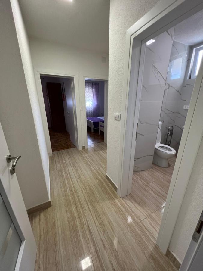 Apartment Vujcic Donji Okrug  Exteriér fotografie